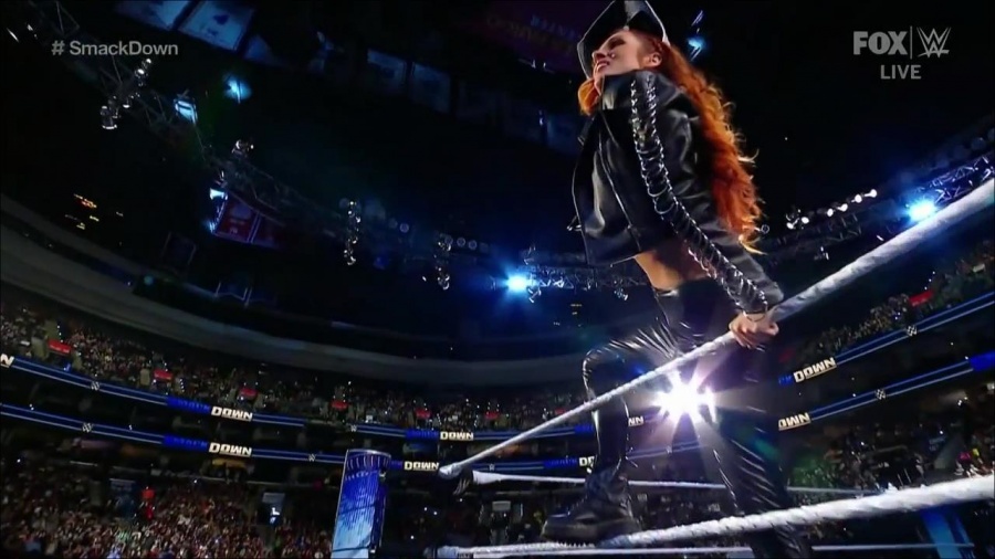 WWE_Friday_Night_SmackDown_2021_09_24_1080p_HDTV_x264-NWCHD_mp4_000121354.jpg