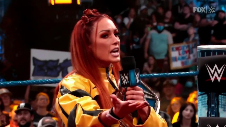 WWE_Friday_Night_SmackDown_2021_09_24_1080p_HDTV_x264-NWCHD_mp4_000213813.jpg