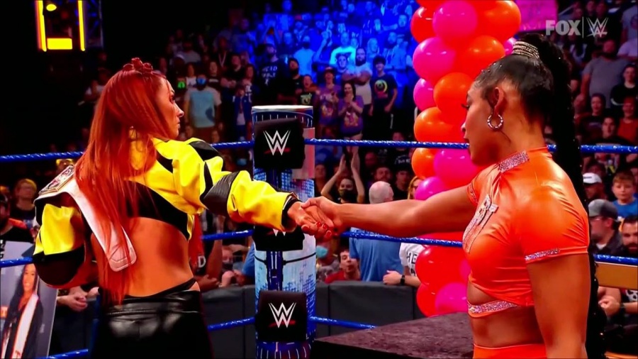 WWE_Friday_Night_SmackDown_2021_09_24_1080p_HDTV_x264-NWCHD_mp4_000234834.jpg
