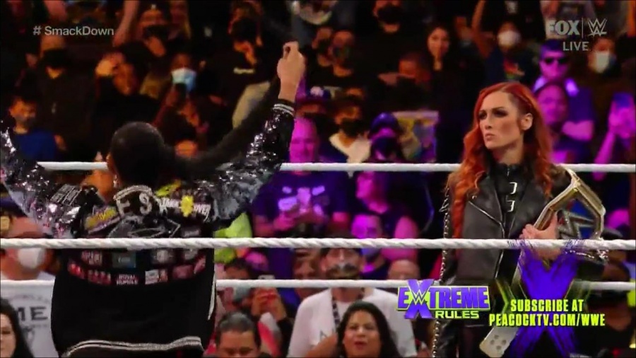 WWE_Friday_Night_SmackDown_2021_09_24_1080p_HDTV_x264-NWCHD_mp4_000486018.jpg