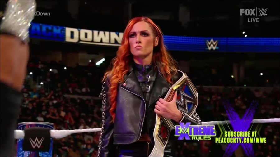 WWE_Friday_Night_SmackDown_2021_09_24_1080p_HDTV_x264-NWCHD_mp4_000489522.jpg