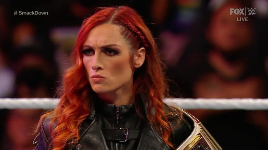 WWE_Friday_Night_SmackDown_2021_09_24_1080p_HDTV_x264-NWCHD_mp4_000495127.jpg