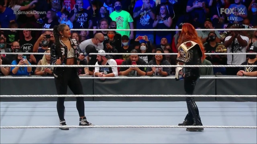 WWE_Friday_Night_SmackDown_2021_09_24_1080p_HDTV_x264-NWCHD_mp4_000503536.jpg