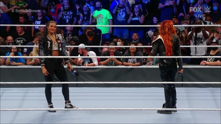 WWE_Friday_Night_SmackDown_2021_09_24_1080p_HDTV_x264-NWCHD_mp4_000504937.jpg