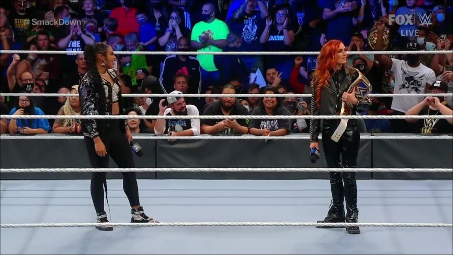 WWE_Friday_Night_SmackDown_2021_09_24_1080p_HDTV_x264-NWCHD_mp4_000509842.jpg