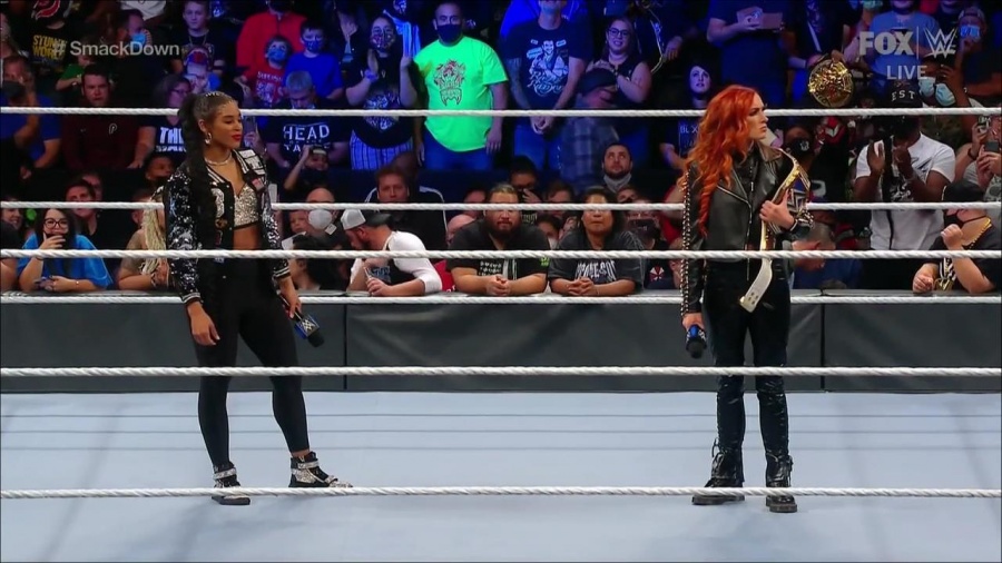 WWE_Friday_Night_SmackDown_2021_09_24_1080p_HDTV_x264-NWCHD_mp4_000514747.jpg