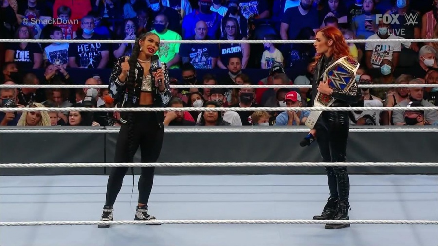 WWE_Friday_Night_SmackDown_2021_09_24_1080p_HDTV_x264-NWCHD_mp4_000636669.jpg