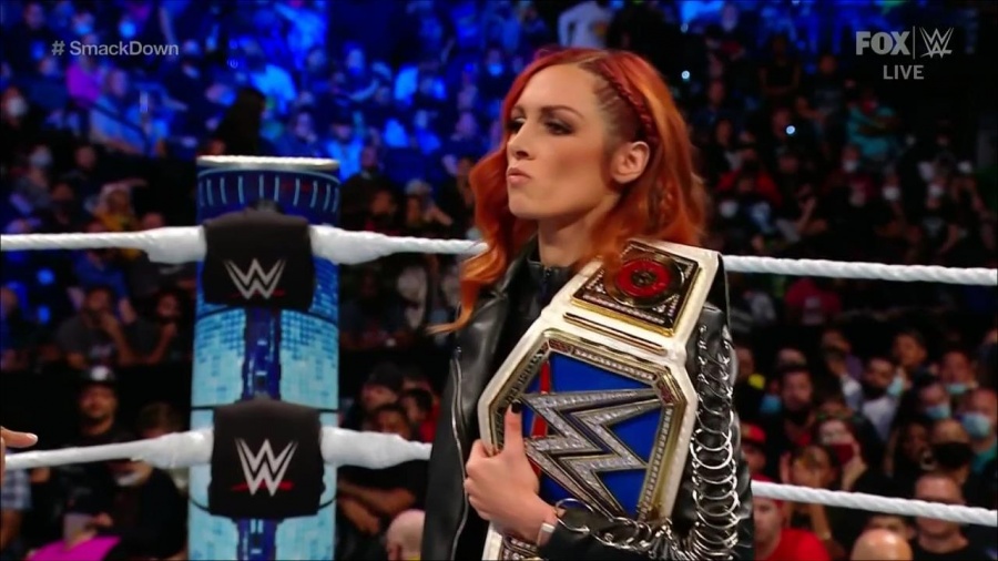 WWE_Friday_Night_SmackDown_2021_09_24_1080p_HDTV_x264-NWCHD_mp4_000682915.jpg