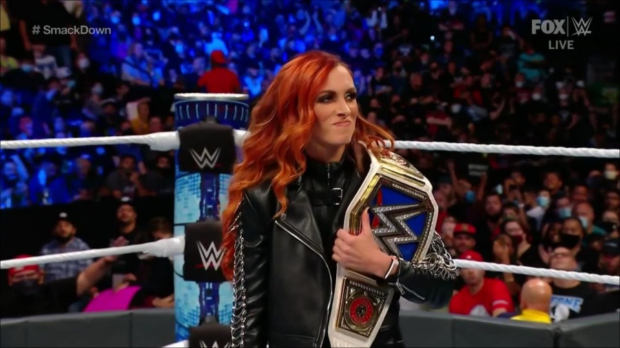 WWE_Friday_Night_SmackDown_2021_09_24_1080p_HDTV_x264-NWCHD_mp4_000701133.jpg