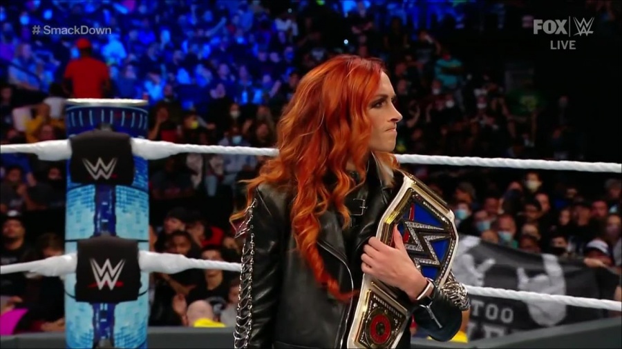 WWE_Friday_Night_SmackDown_2021_09_24_1080p_HDTV_x264-NWCHD_mp4_000702535.jpg