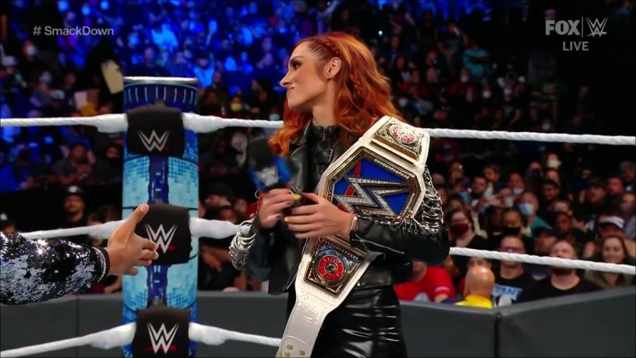 WWE_Friday_Night_SmackDown_2021_09_24_1080p_HDTV_x264-NWCHD_mp4_000713746.jpg