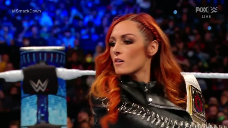WWE_Friday_Night_SmackDown_2021_09_24_1080p_HDTV_x264-NWCHD_mp4_000723556.jpg