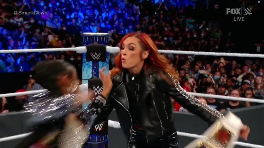 WWE_Friday_Night_SmackDown_2021_09_24_1080p_HDTV_x264-NWCHD_mp4_000741073.jpg