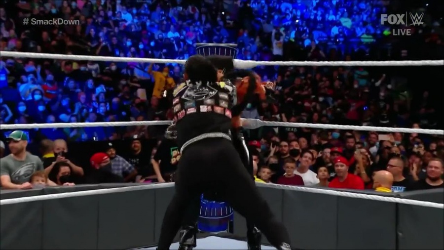 WWE_Friday_Night_SmackDown_2021_09_24_1080p_HDTV_x264-NWCHD_mp4_000748781.jpg