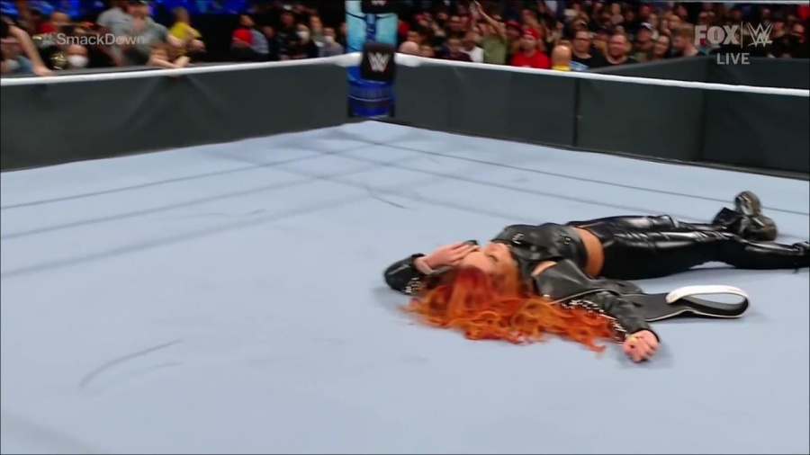 WWE_Friday_Night_SmackDown_2021_09_24_1080p_HDTV_x264-NWCHD_mp4_000775407.jpg