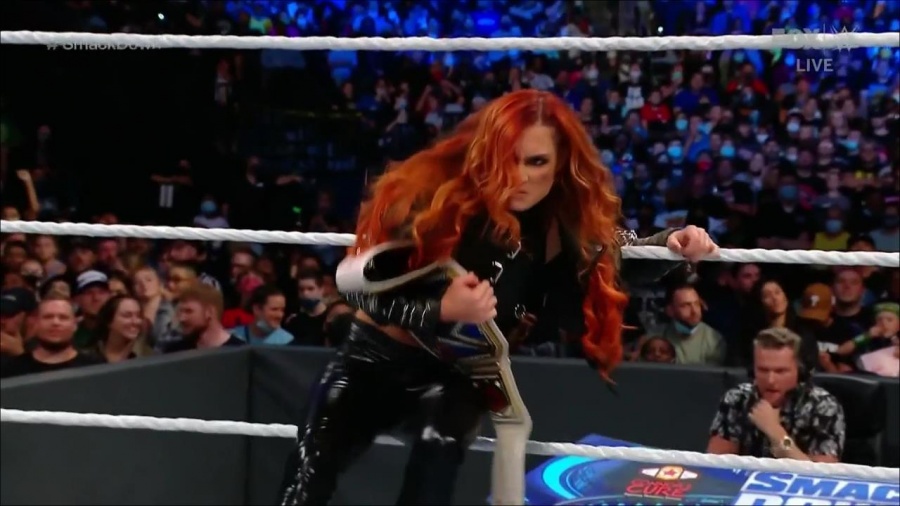 WWE_Friday_Night_SmackDown_2021_09_24_1080p_HDTV_x264-NWCHD_mp4_000805538.jpg