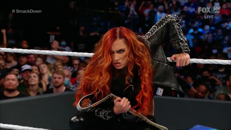 WWE_Friday_Night_SmackDown_2021_09_24_1080p_HDTV_x264-NWCHD_mp4_000813245.jpg