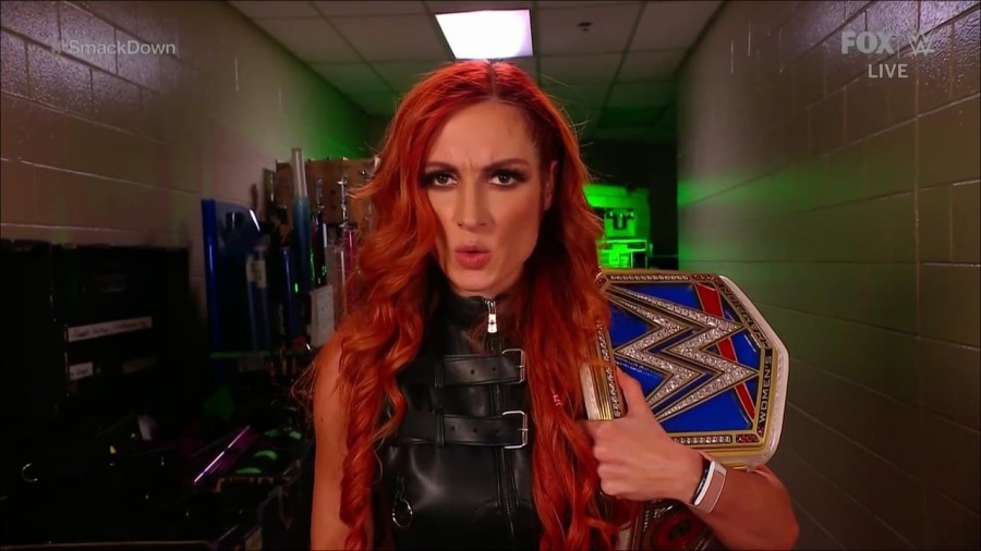 WWE_Friday_Night_SmackDown_2021_09_24_1080p_HDTV_x264-NWCHD_mp4_003924535.jpg