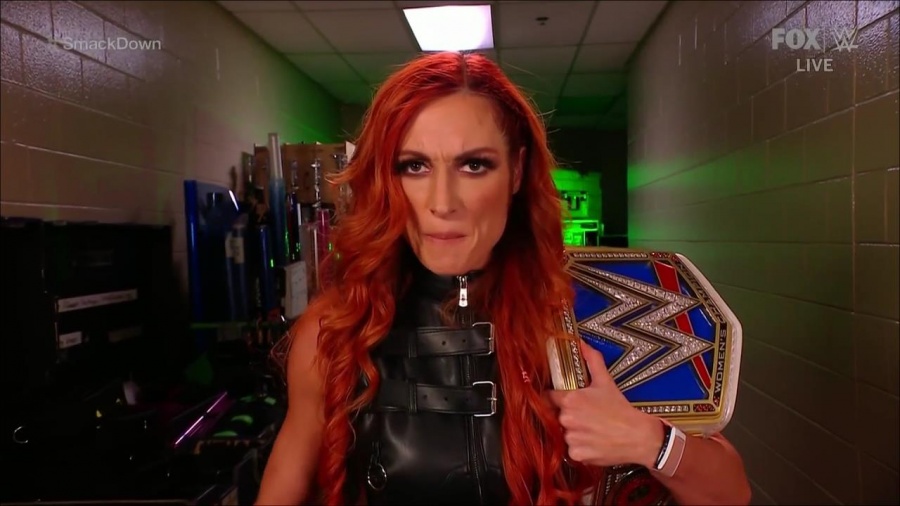WWE_Friday_Night_SmackDown_2021_09_24_1080p_HDTV_x264-NWCHD_mp4_003925236.jpg
