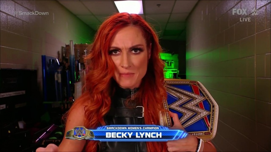 WWE_Friday_Night_SmackDown_2021_09_24_1080p_HDTV_x264-NWCHD_mp4_003930141.jpg