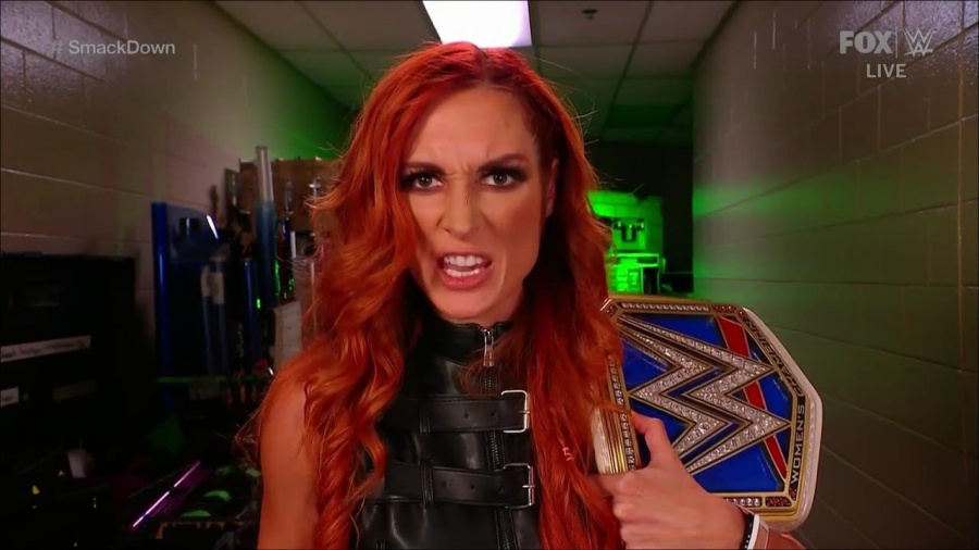 WWE_Friday_Night_SmackDown_2021_09_24_1080p_HDTV_x264-NWCHD_mp4_003934345.jpg