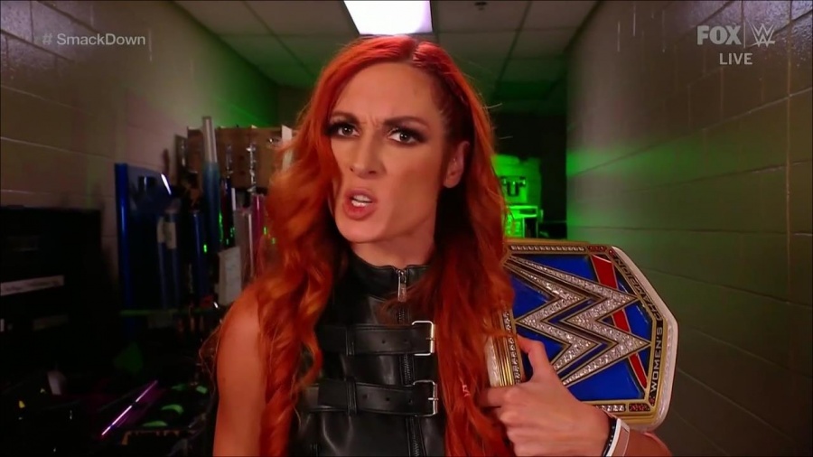 WWE_Friday_Night_SmackDown_2021_09_24_1080p_HDTV_x264-NWCHD_mp4_003935046.jpg
