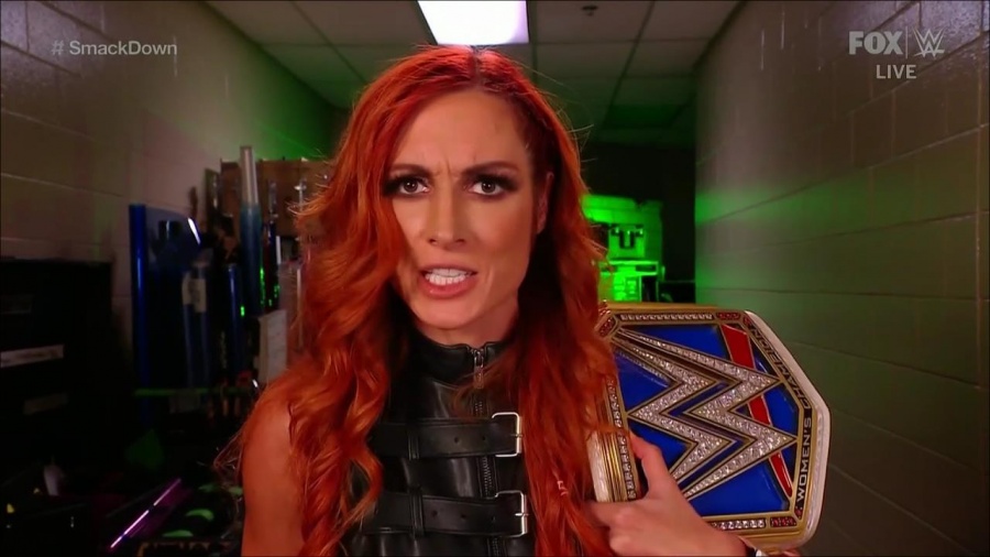 WWE_Friday_Night_SmackDown_2021_09_24_1080p_HDTV_x264-NWCHD_mp4_003937148.jpg