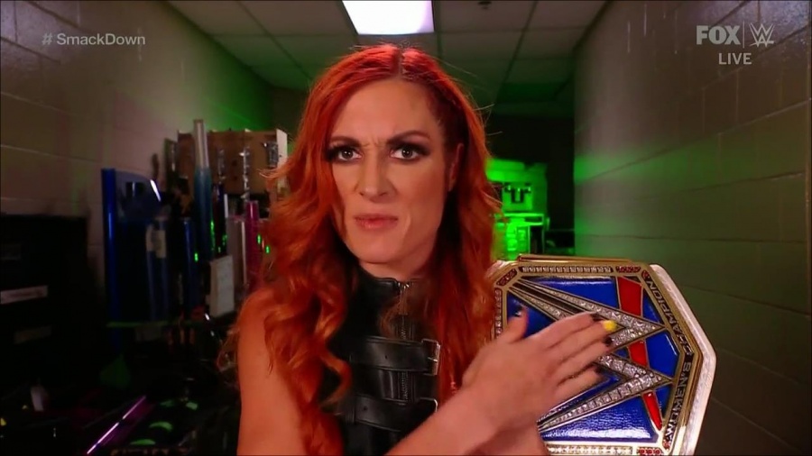 WWE_Friday_Night_SmackDown_2021_09_24_1080p_HDTV_x264-NWCHD_mp4_003938549.jpg