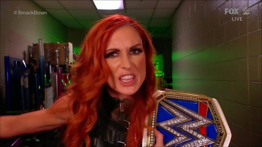 WWE_Friday_Night_SmackDown_2021_09_24_1080p_HDTV_x264-NWCHD_mp4_003945556.jpg