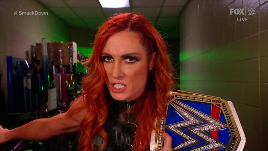 WWE_Friday_Night_SmackDown_2021_09_24_1080p_HDTV_x264-NWCHD_mp4_003946958.jpg