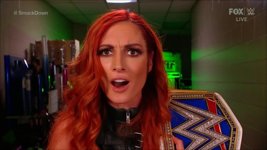 WWE_Friday_Night_SmackDown_2021_09_24_1080p_HDTV_x264-NWCHD_mp4_003954665.jpg