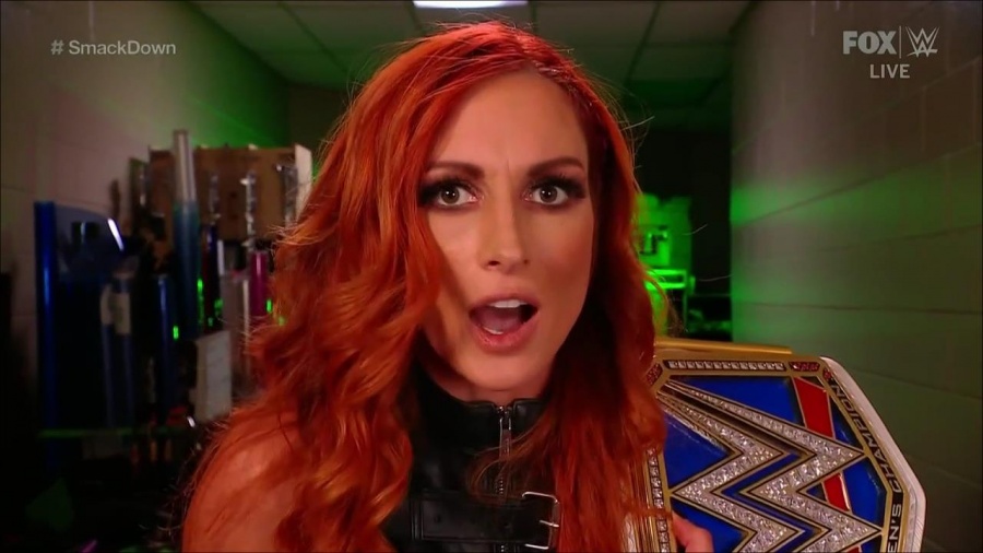 WWE_Friday_Night_SmackDown_2021_09_24_1080p_HDTV_x264-NWCHD_mp4_003956067.jpg