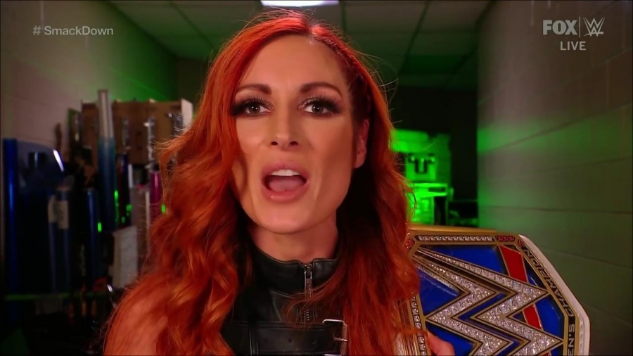 WWE_Friday_Night_SmackDown_2021_09_24_1080p_HDTV_x264-NWCHD_mp4_003960271.jpg