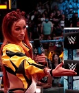 WWE_Friday_Night_SmackDown_2021_09_24_1080p_HDTV_x264-NWCHD_mp4_000227827.jpg
