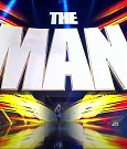 WWE_Friday_Night_SmackDown_2021_10_01_720p_HDTV_x264-NWCHD_mp4_004300503.jpg