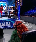 WWE_Friday_Night_SmackDown_2021_10_01_720p_HDTV_x264-NWCHD_mp4_004456059.jpg
