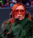 WWE_Friday_Night_SmackDown_2021_10_01_720p_HDTV_x264-NWCHD_mp4_004499502.jpg