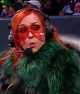 WWE_Friday_Night_SmackDown_2021_10_01_720p_HDTV_x264-NWCHD_mp4_004500203.jpg
