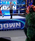 WWE_Friday_Night_SmackDown_2021_10_01_720p_HDTV_x264-NWCHD_mp4_004546449.jpg
