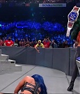 WWE_Friday_Night_SmackDown_2021_10_01_720p_HDTV_x264-NWCHD_mp4_004557660.jpg