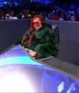 WWE_Friday_Night_SmackDown_2021_10_01_720p_HDTV_x264-NWCHD_mp4_004573153.jpg