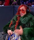 WWE_Friday_Night_SmackDown_2021_10_01_720p_HDTV_x264-NWCHD_mp4_004575255.jpg
