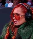 WWE_Friday_Night_SmackDown_2021_10_01_720p_HDTV_x264-NWCHD_mp4_004728008.jpg