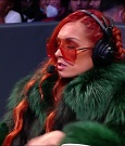 WWE_Friday_Night_SmackDown_2021_10_01_720p_HDTV_x264-NWCHD_mp4_004791772.jpg