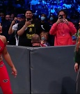 WWE_Friday_Night_SmackDown_2021_10_01_720p_HDTV_x264-NWCHD_mp4_004919299.jpg