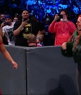 WWE_Friday_Night_SmackDown_2021_10_01_720p_HDTV_x264-NWCHD_mp4_004921401.jpg