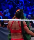 WWE_Friday_Night_SmackDown_2021_10_01_720p_HDTV_x264-NWCHD_mp4_004933313.jpg