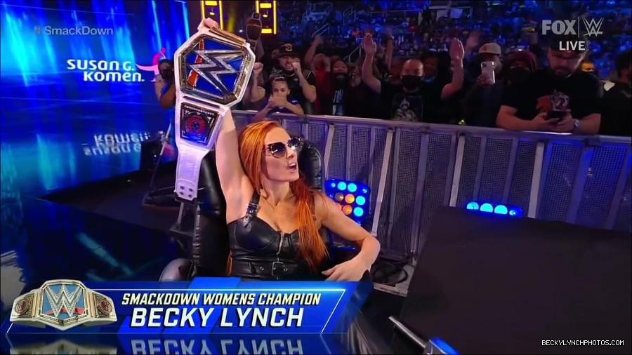 WWE_Friday_Night_SmackDown_2021_10_08_720p_HDTV_x264-NWCHD_mp4_000224257.jpg