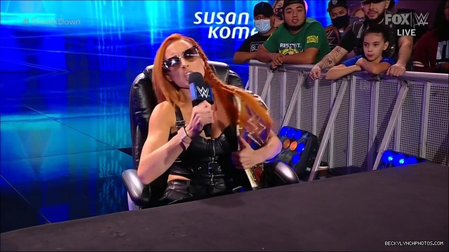 WWE_Friday_Night_SmackDown_2021_10_08_720p_HDTV_x264-NWCHD_mp4_000273306.jpg