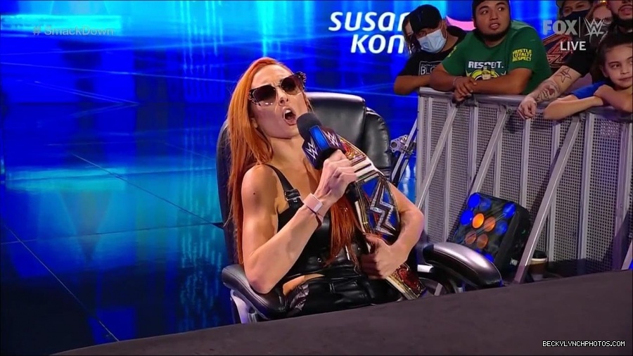 WWE_Friday_Night_SmackDown_2021_10_08_720p_HDTV_x264-NWCHD_mp4_000276109.jpg